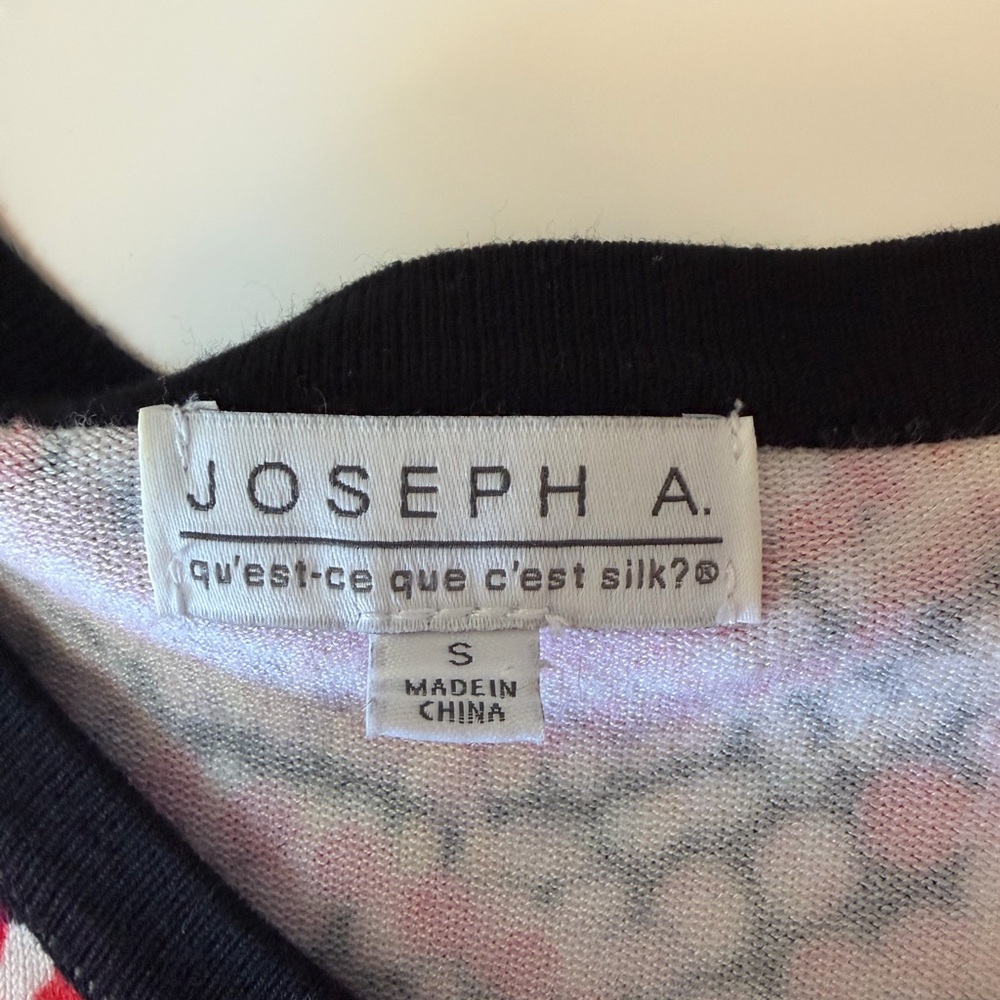 #147  Joseph Beautiful Multicolor Button Down Cardigan, Circular Design. - Picture 7 of 12